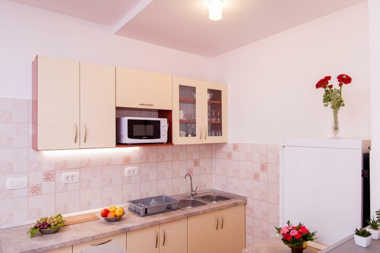 Apartmani Galija 피사크 외부 사진