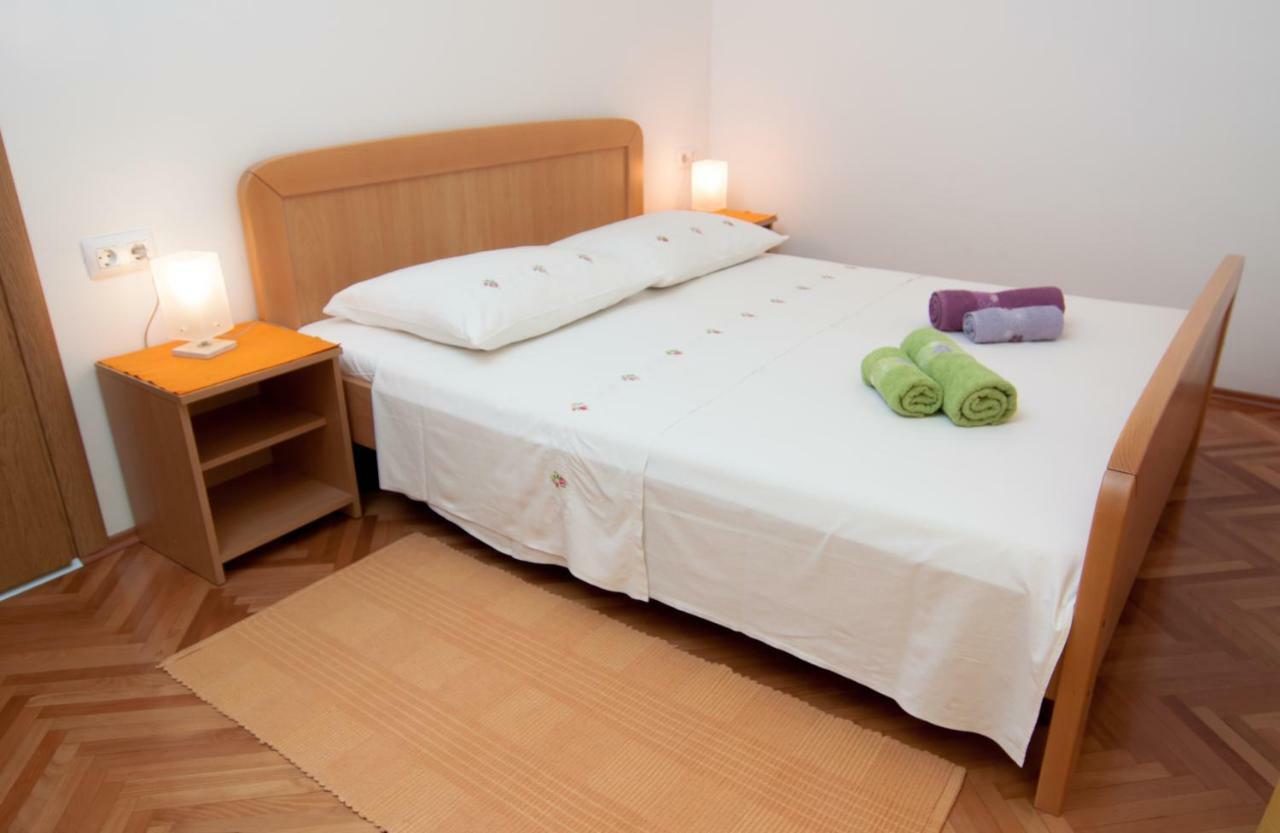 Apartmani Galija 피사크 외부 사진