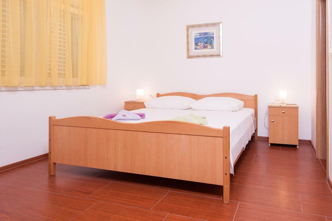 Apartmani Galija 피사크 외부 사진