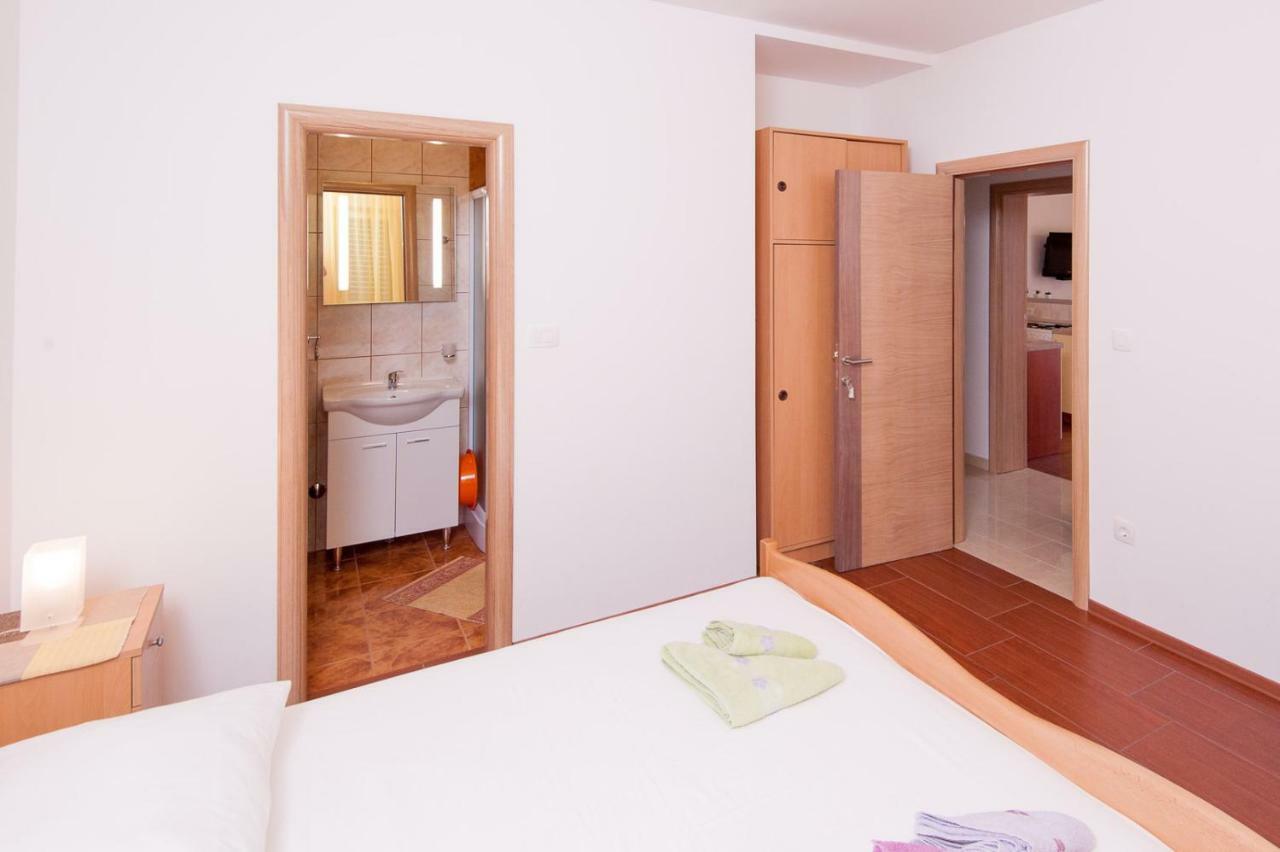 Apartmani Galija 피사크 외부 사진