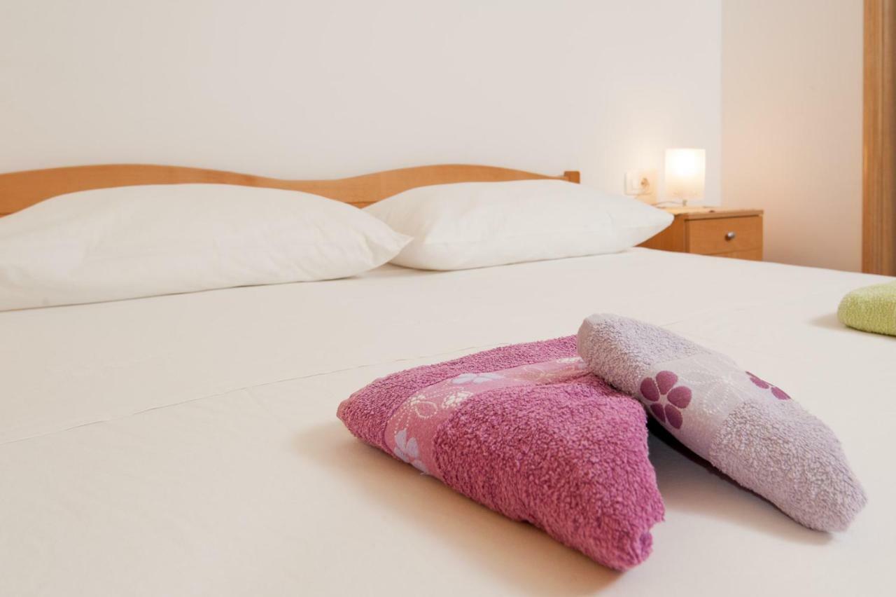 Apartmani Galija 피사크 외부 사진